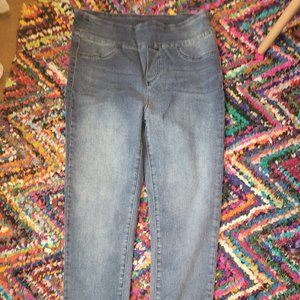 Grace and lace skinny